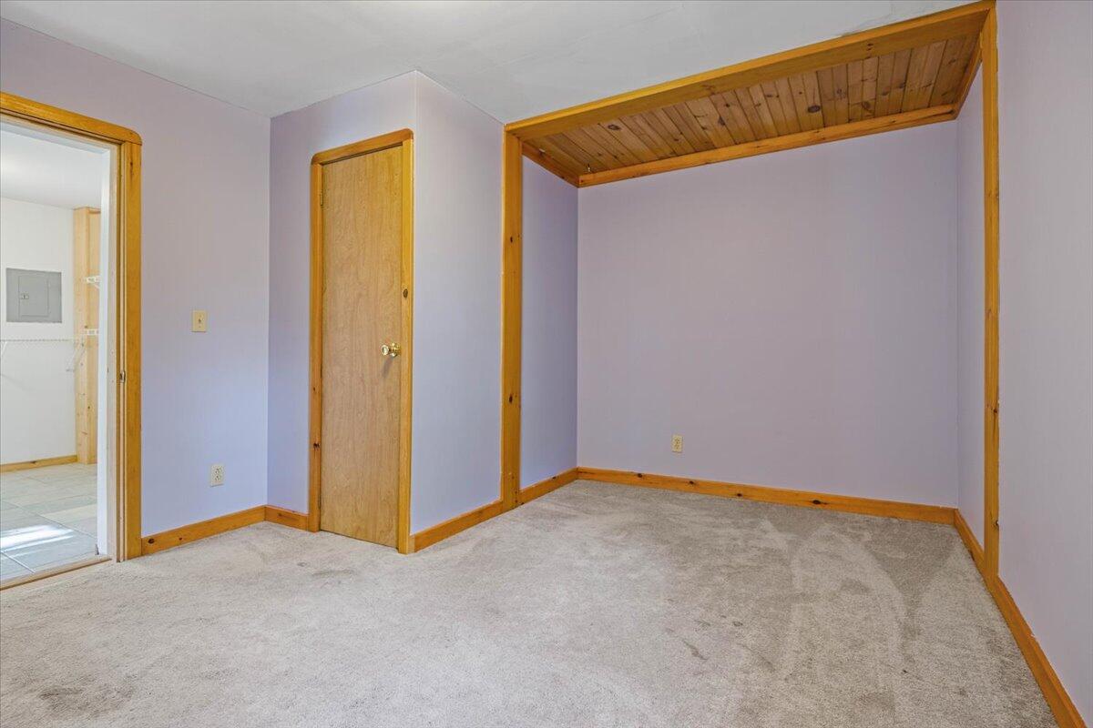 401 Auburn Road Peru, ME 04290 - Photo 29 of 40 42-401 Auburn Rd_Peru_ME-28