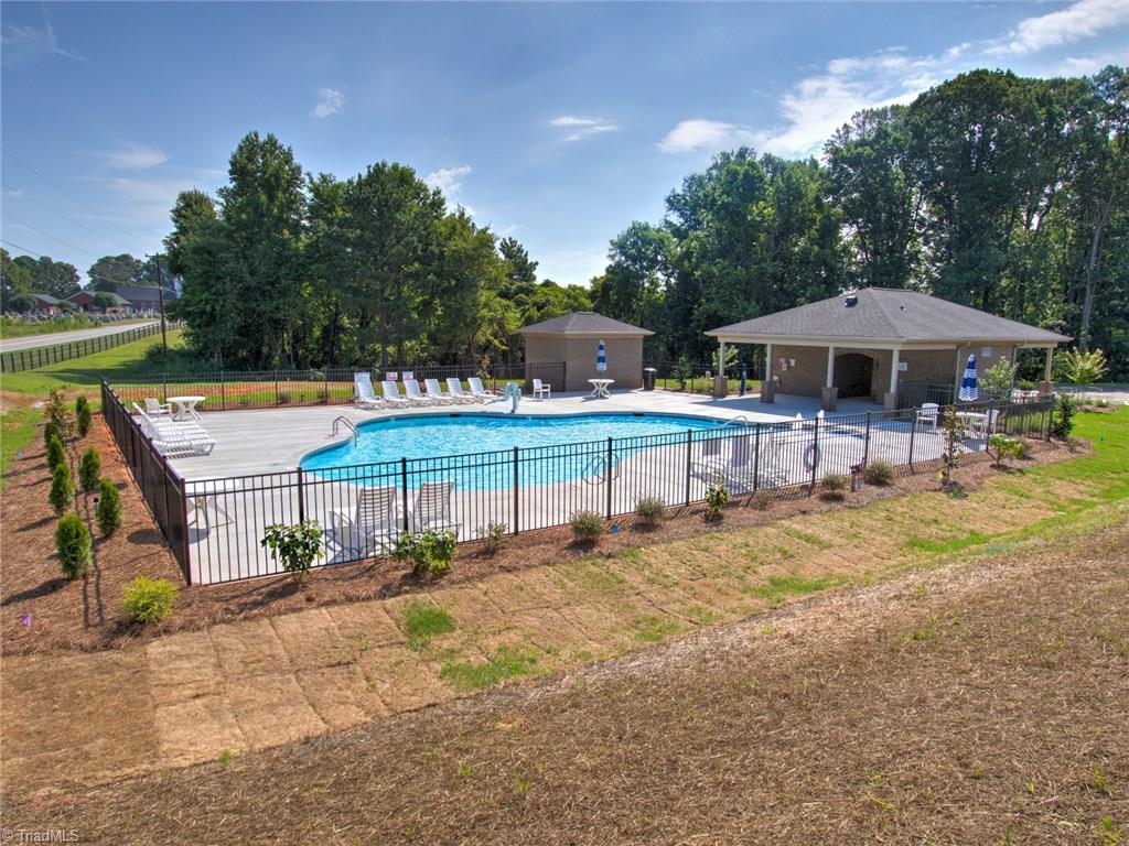 7404 Harkwood Court Oak Ridge, NC 27310 - Photo 5 of 13 Gallery Image 5