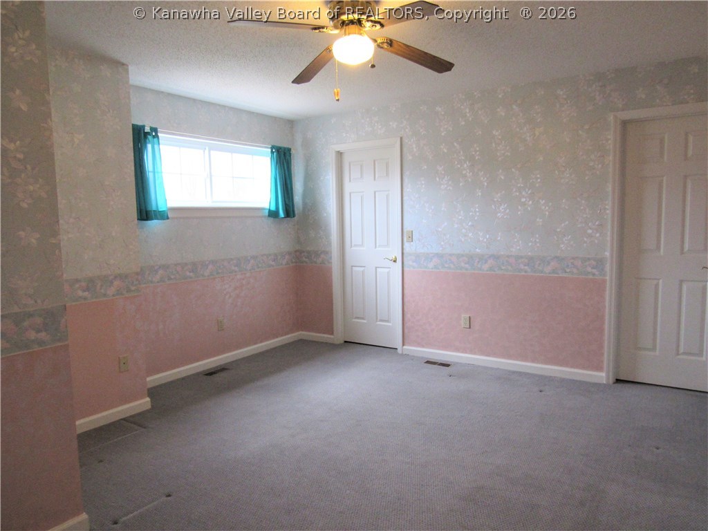 28 Wynfield Trace Winfield, WV 25213 - Photo 16 of 19 Upper level bedroom
