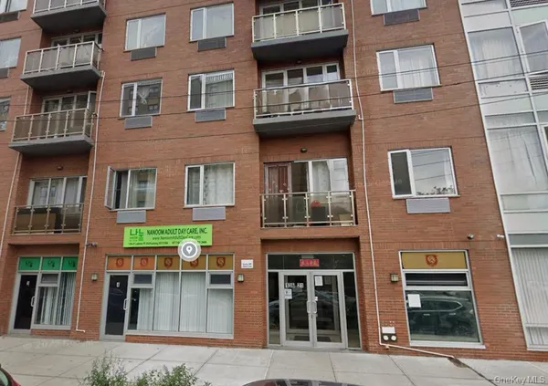 $609,000 | 136-21 Latimer Place, Unit 3E | Flushing