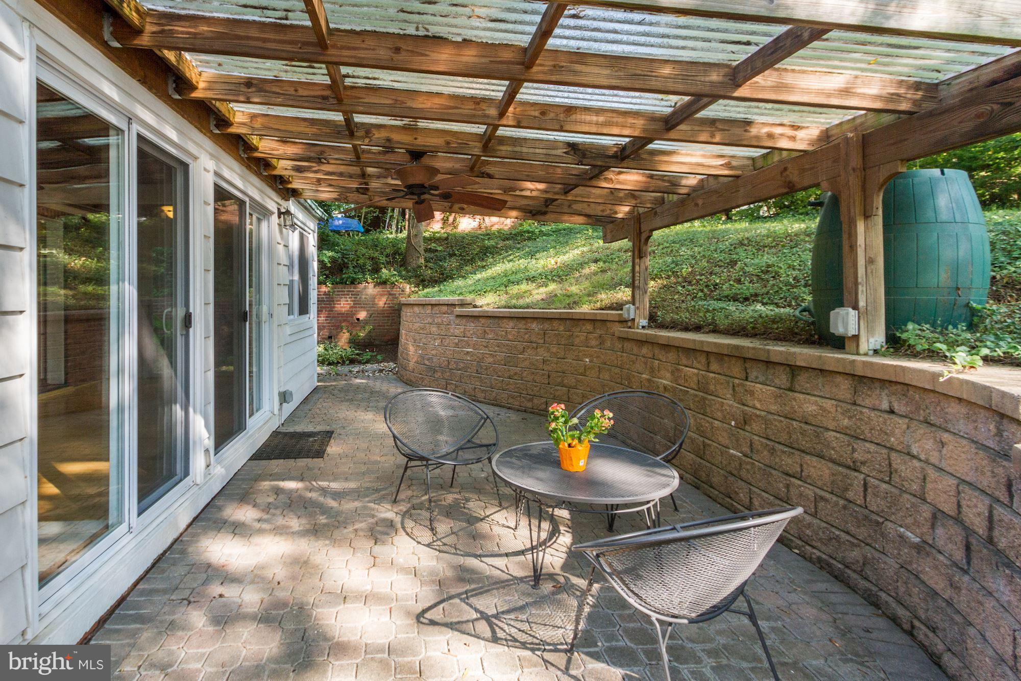 102 Wayne Avenue Silver Spring, MD 20901 - Photo 11 of 29 a view of outdoor space with dining space and a tub