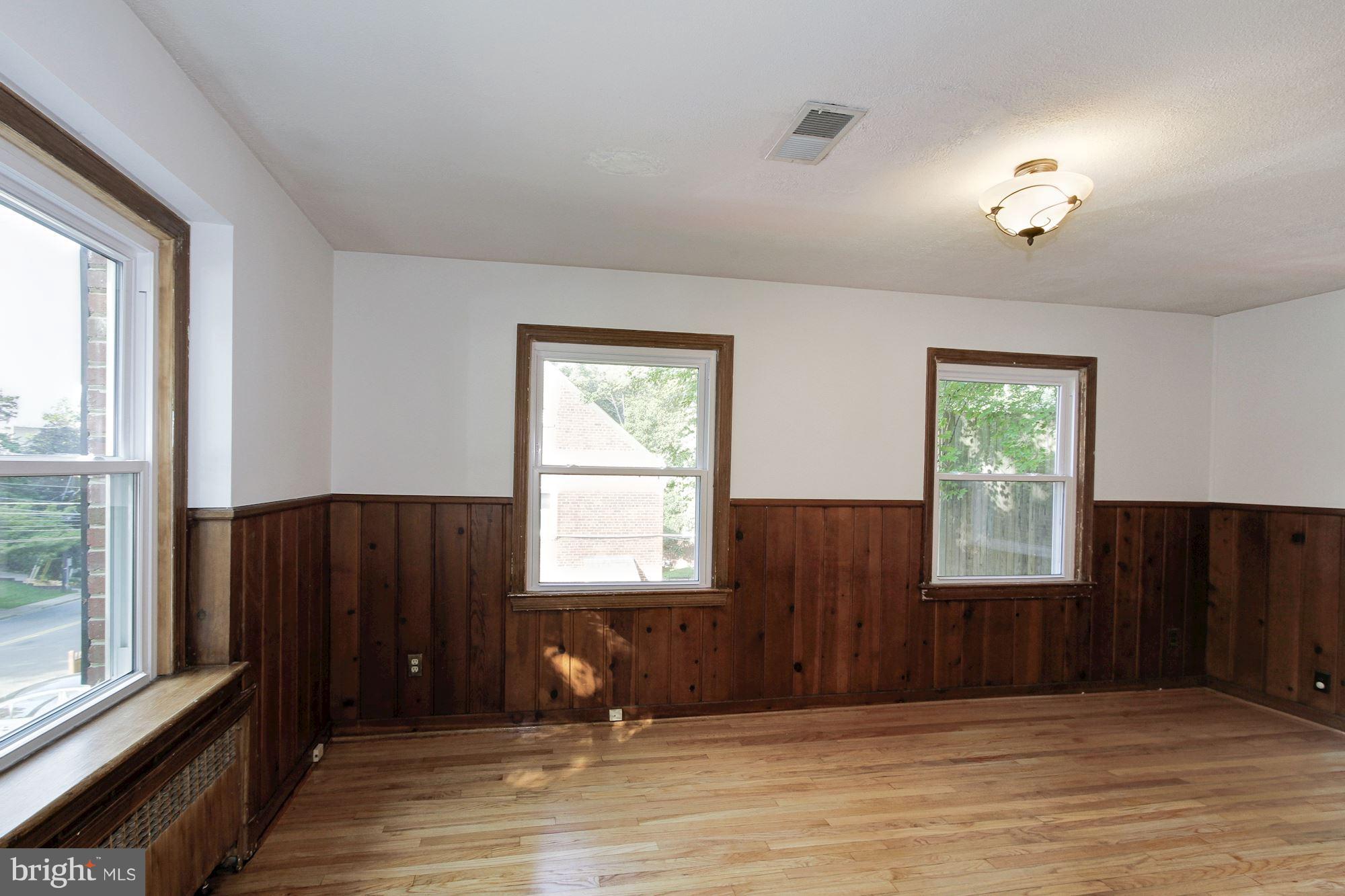 102 Wayne Avenue Silver Spring, MD 20901 - Photo 15 of 29