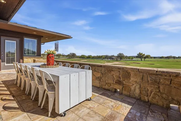 $498,650 | 2001 Kahala Sunset Drive, Spicewood, TX 78669