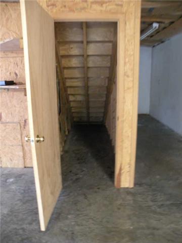 4754 Campbell Road Cross Plains, TN 37049 - Photo 5 of 20 a view of closet area