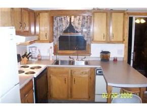 35 R Derryfield Road, Unit R Derry, NH 03038 - Photo 3 of 8