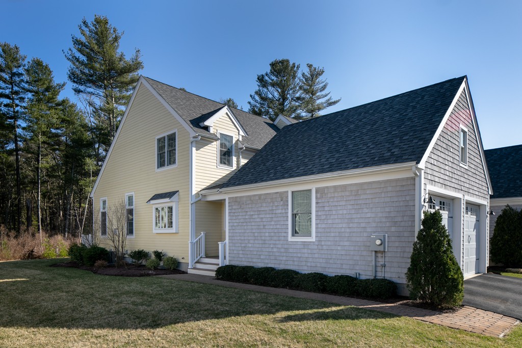 102 Fairhaven Road, Unit 22 Mattapoisett, MA 02739 - Photo 3 of 25