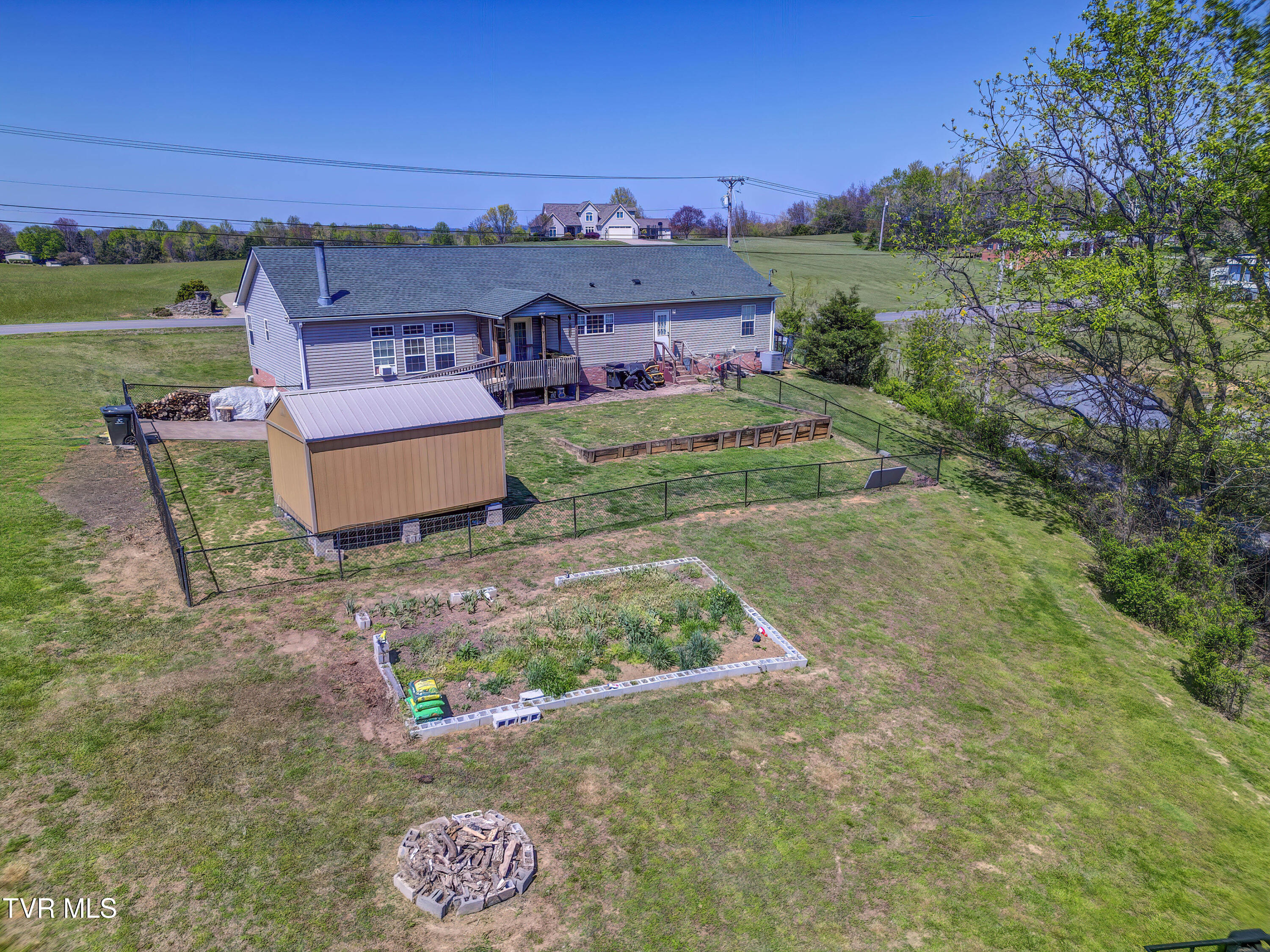 617 Telford New Victory Road Telford, TN 37690 - Photo 4 of 48 617 Telford New Victory (9)