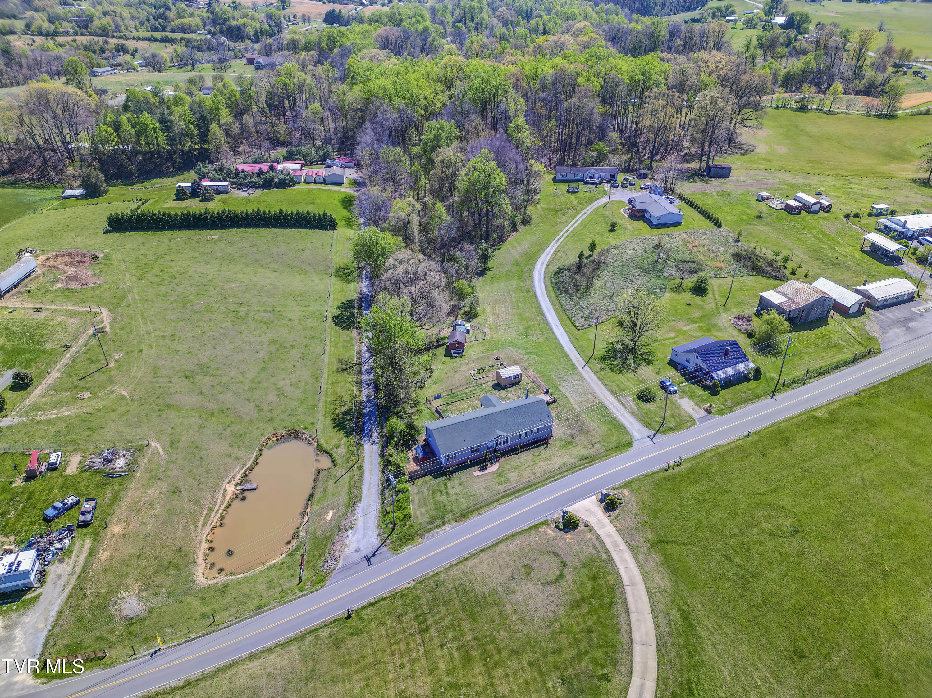 617 Telford New Victory Road Telford, TN 37690 - Photo 43 of 48 617 Telford New Victory (13)