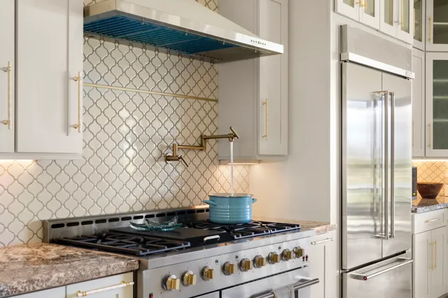 $4,295,000 | 2971 Kiahuna Pltn Drive, Koloa, HI 96756