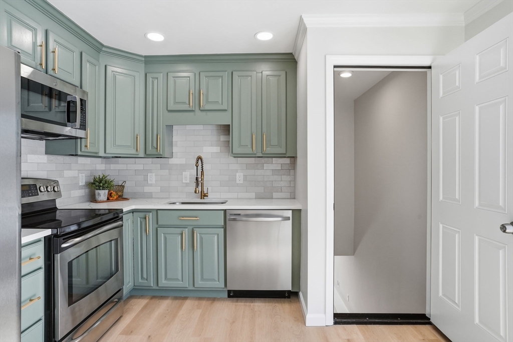 72 Main Street Upton, MA 01568 - Photo 15 of 41
