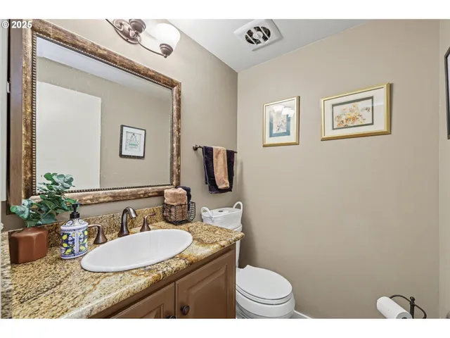 $377,000 | 21 Westbrook Way, Eugene, OR 97405