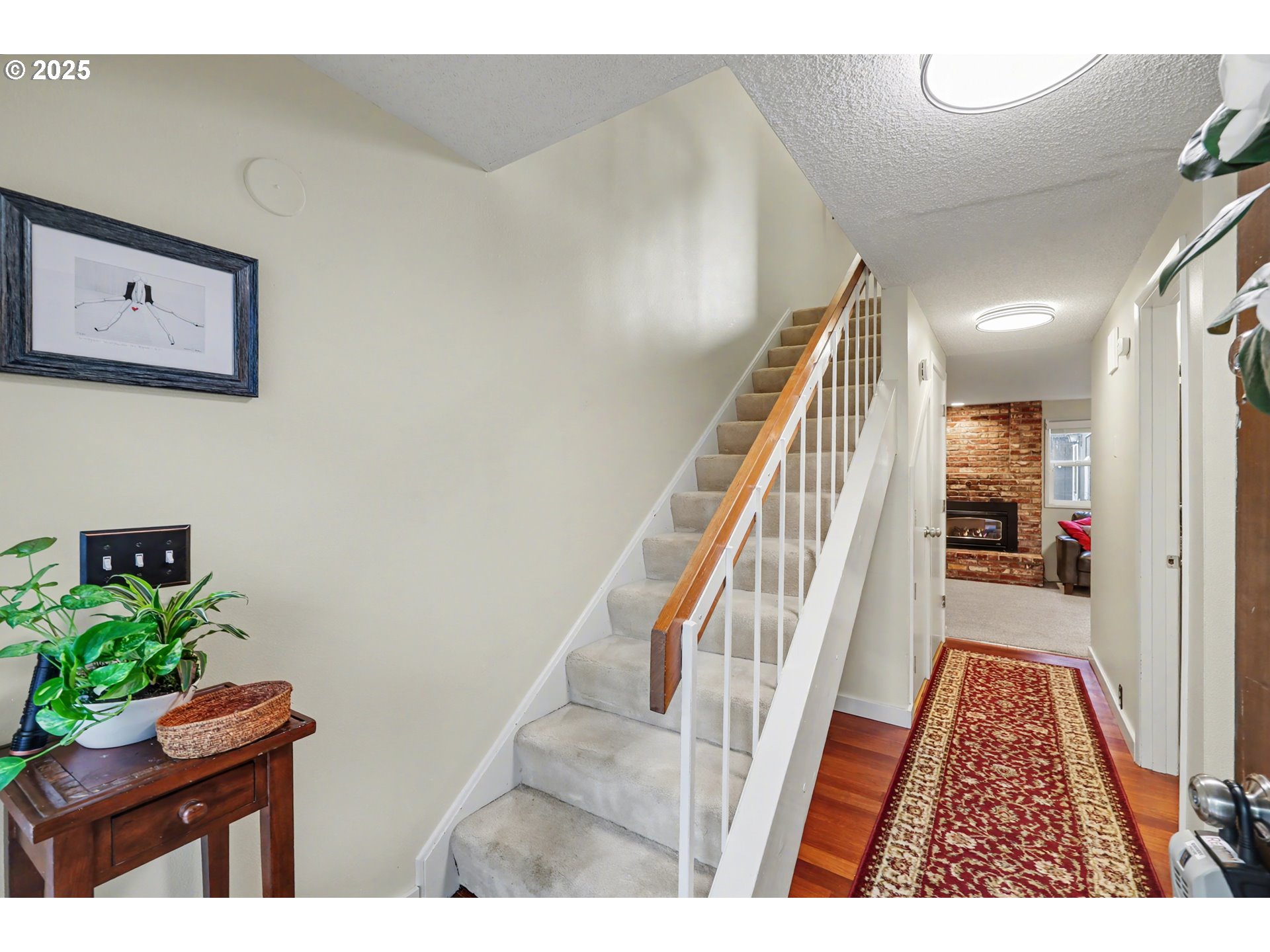 21 Westbrook Way Eugene, OR 97405 - Photo 4 of 43