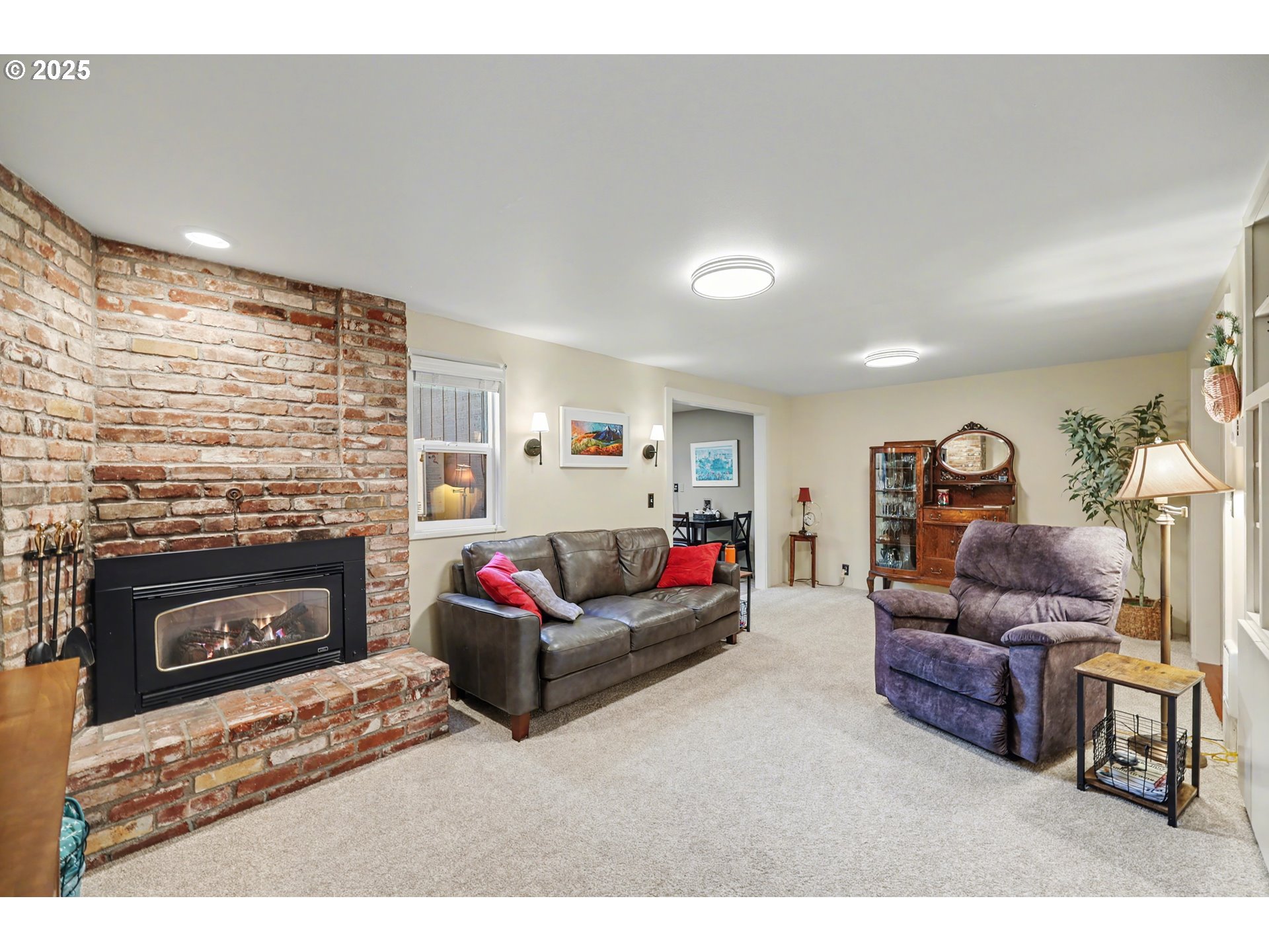 21 Westbrook Way Eugene, OR 97405 - Photo 7 of 43