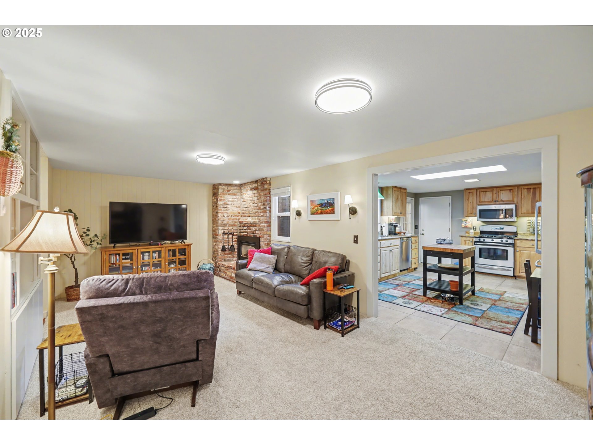 21 Westbrook Way Eugene, OR 97405 - Photo 9 of 43