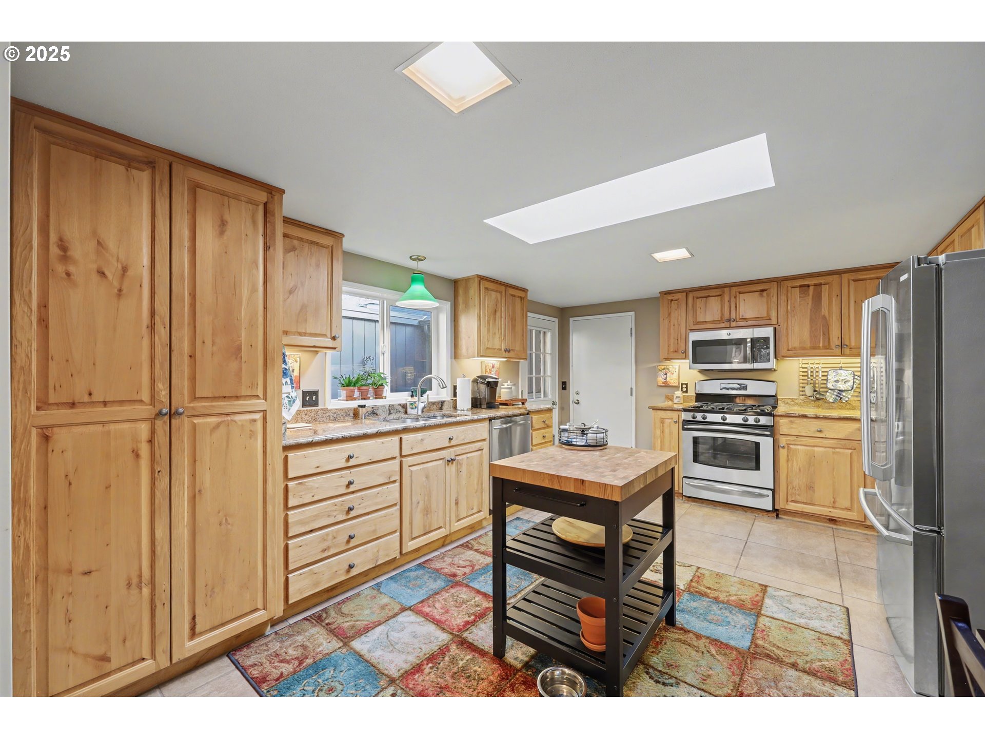 21 Westbrook Way Eugene, OR 97405 - Photo 10 of 43