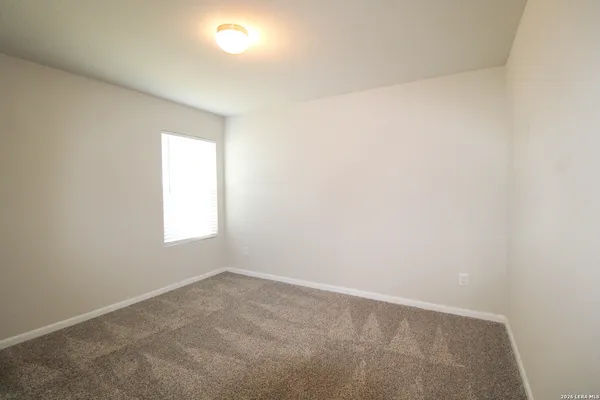 $1,999 | 7043 Diamond Valley, San Antonio, TX 78242