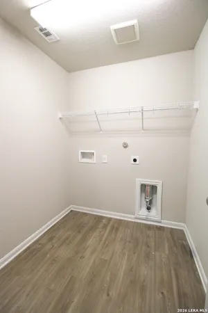 $1,999 | 7043 Diamond Valley, San Antonio, TX 78242