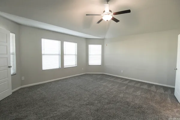 $1,999 | 7043 Diamond Valley, San Antonio, TX 78242