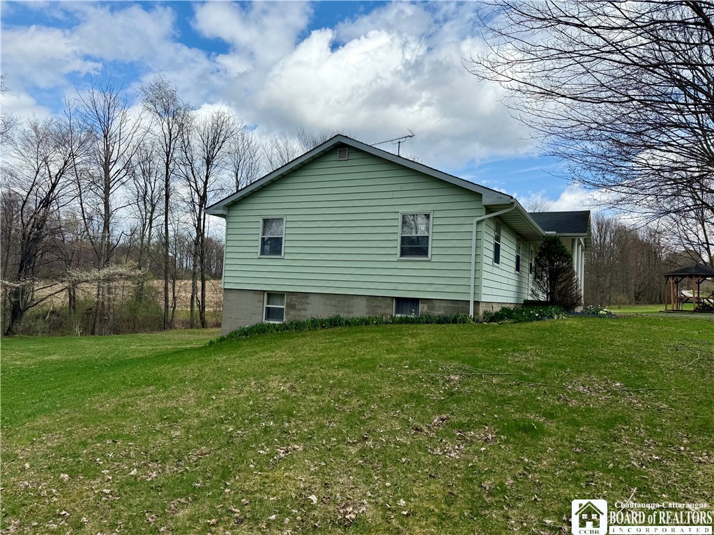 12296 Gulf Road Leon, NY 14138 - Photo 4 of 46