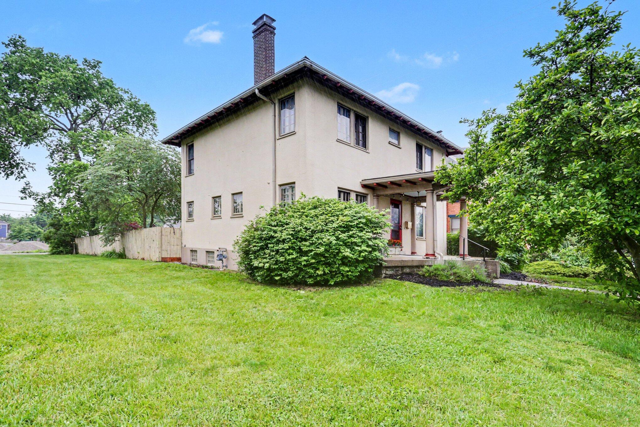 1403 Bryden Road Columbus, OH 43205 - Photo 27 of 32 004_file_2905