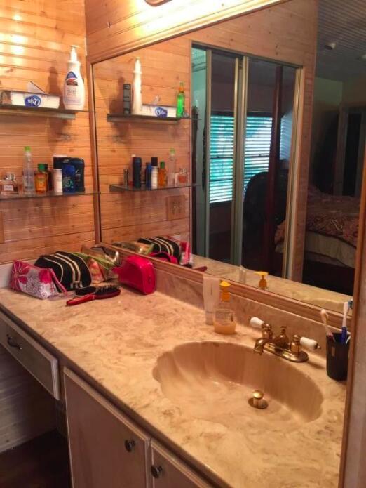 22291 Woodspring Drive Boca Raton, FL 33428 - Photo 20 of 21 Screen Shot 2020-11-12 at 5.43.28 PM