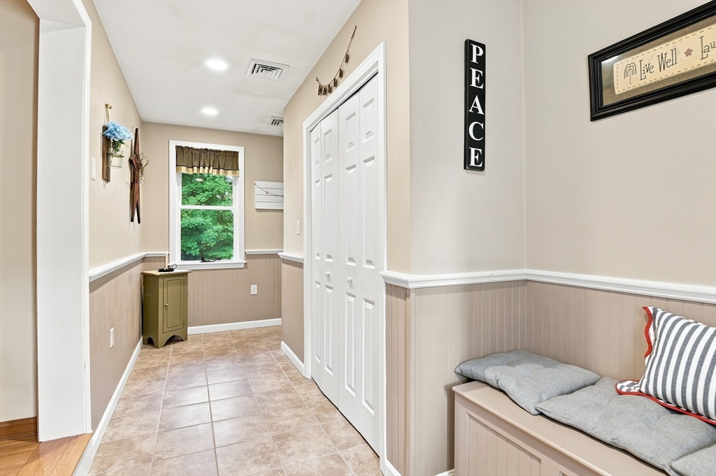 4 McCann Place Paxton, MA 01612 - Photo 13 of 35 Gallery Image 13