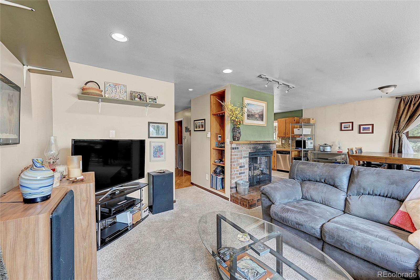 10652 Conifer Mountain Road Conifer, CO 80433 - Photo 4 of 33 Gallery Image 4