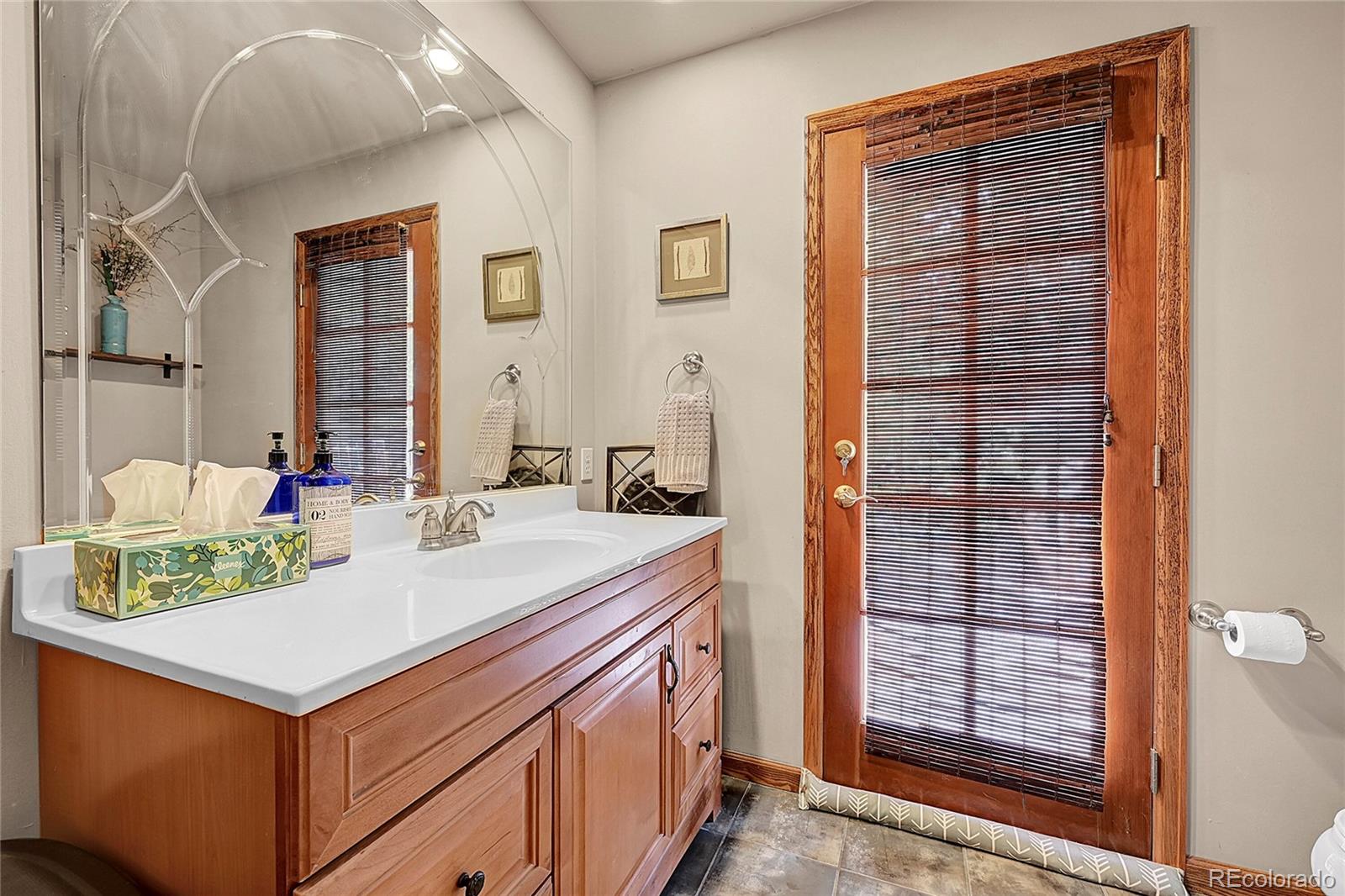 10652 Conifer Mountain Road Conifer, CO 80433 - Photo 10 of 33 Gallery Image 10