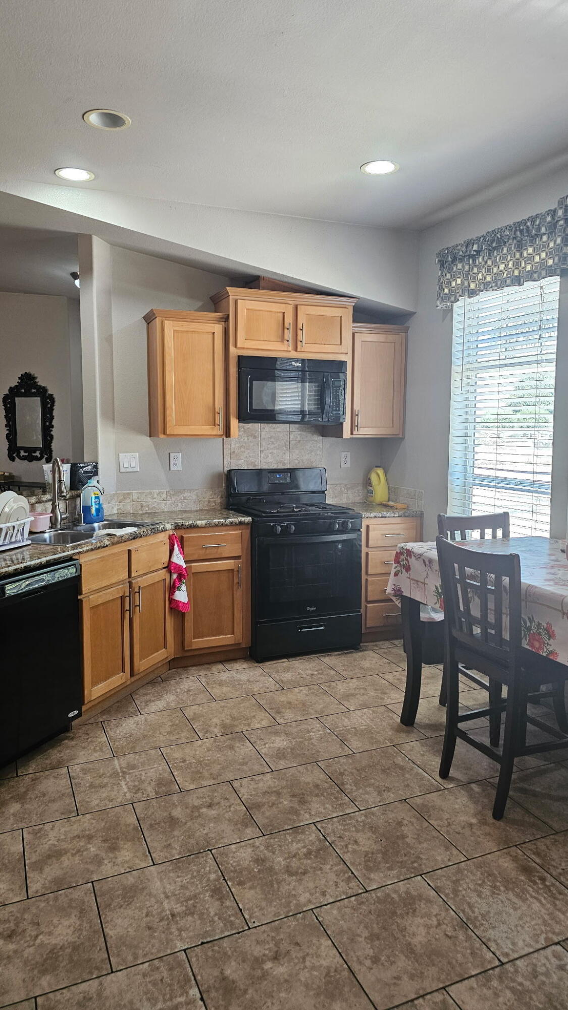 595 North Evans Road Tipton, CA 93272 - Photo 11 of 26 20260715_133013