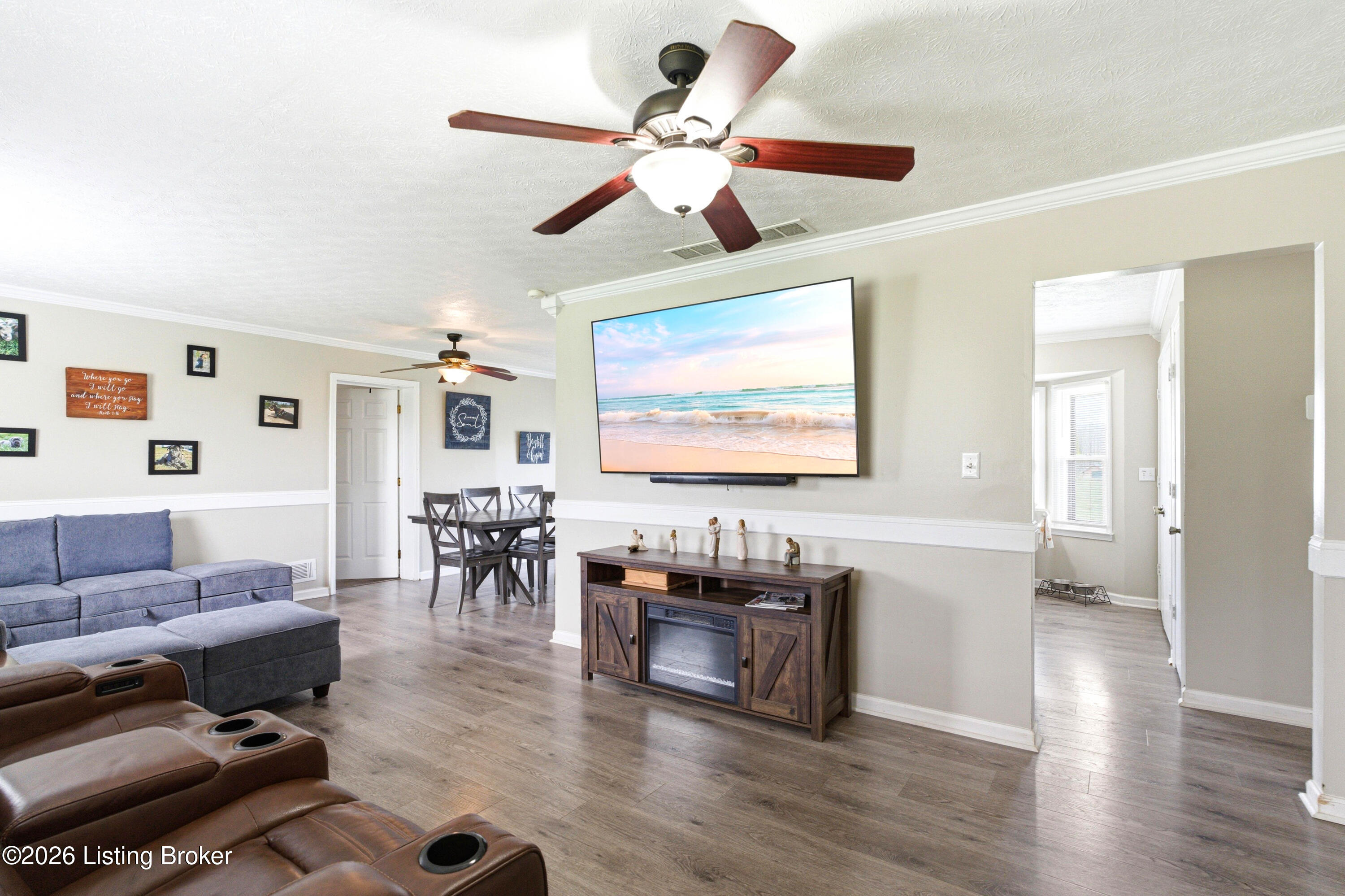 2010 Beech Grv Road Shepherdsville, KY 40165 - Photo 34 of 82 DSC07581