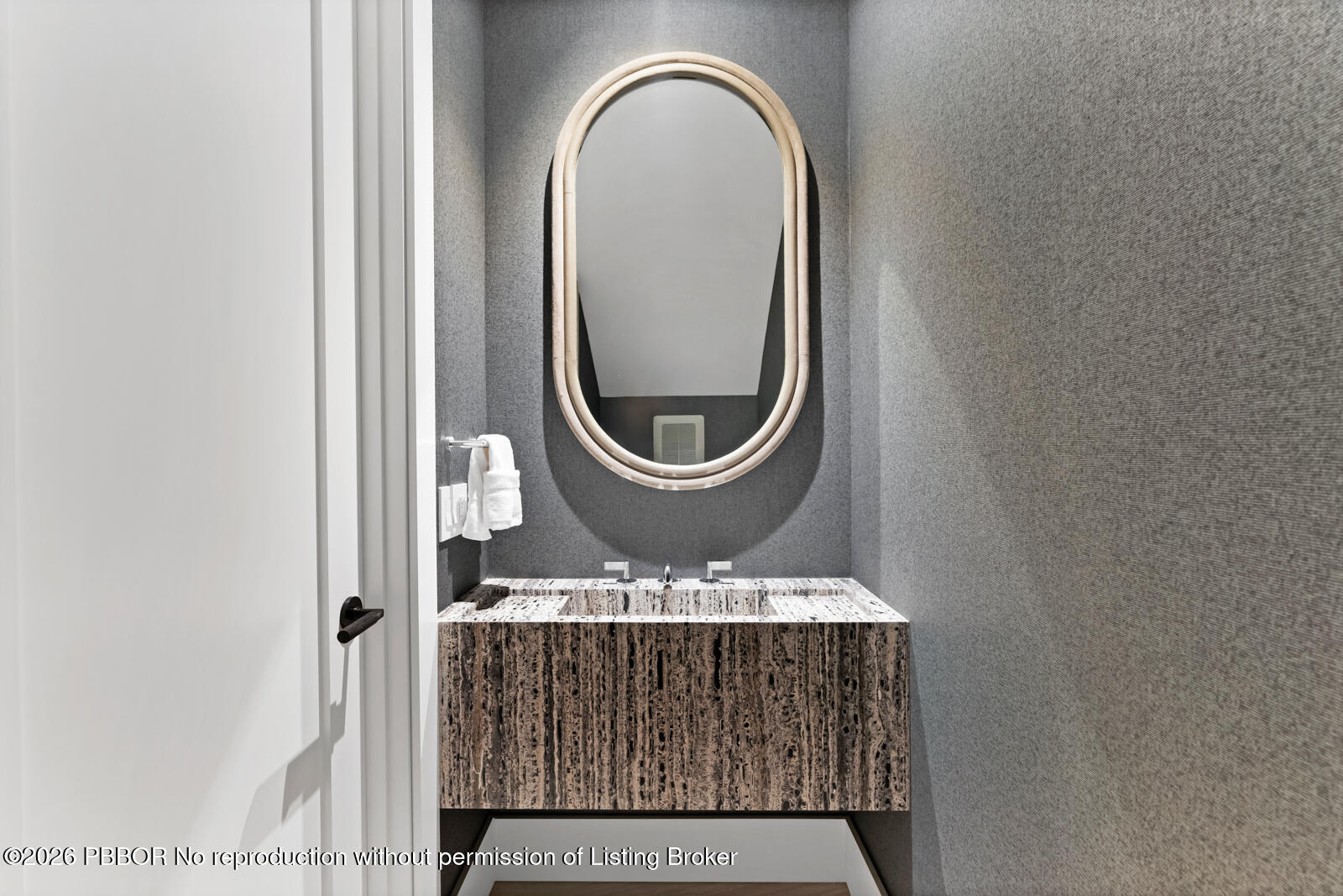 2219 Ibis Isle Road East Palm Beach, FL 33480 - Photo 27 of 64 Powder Room