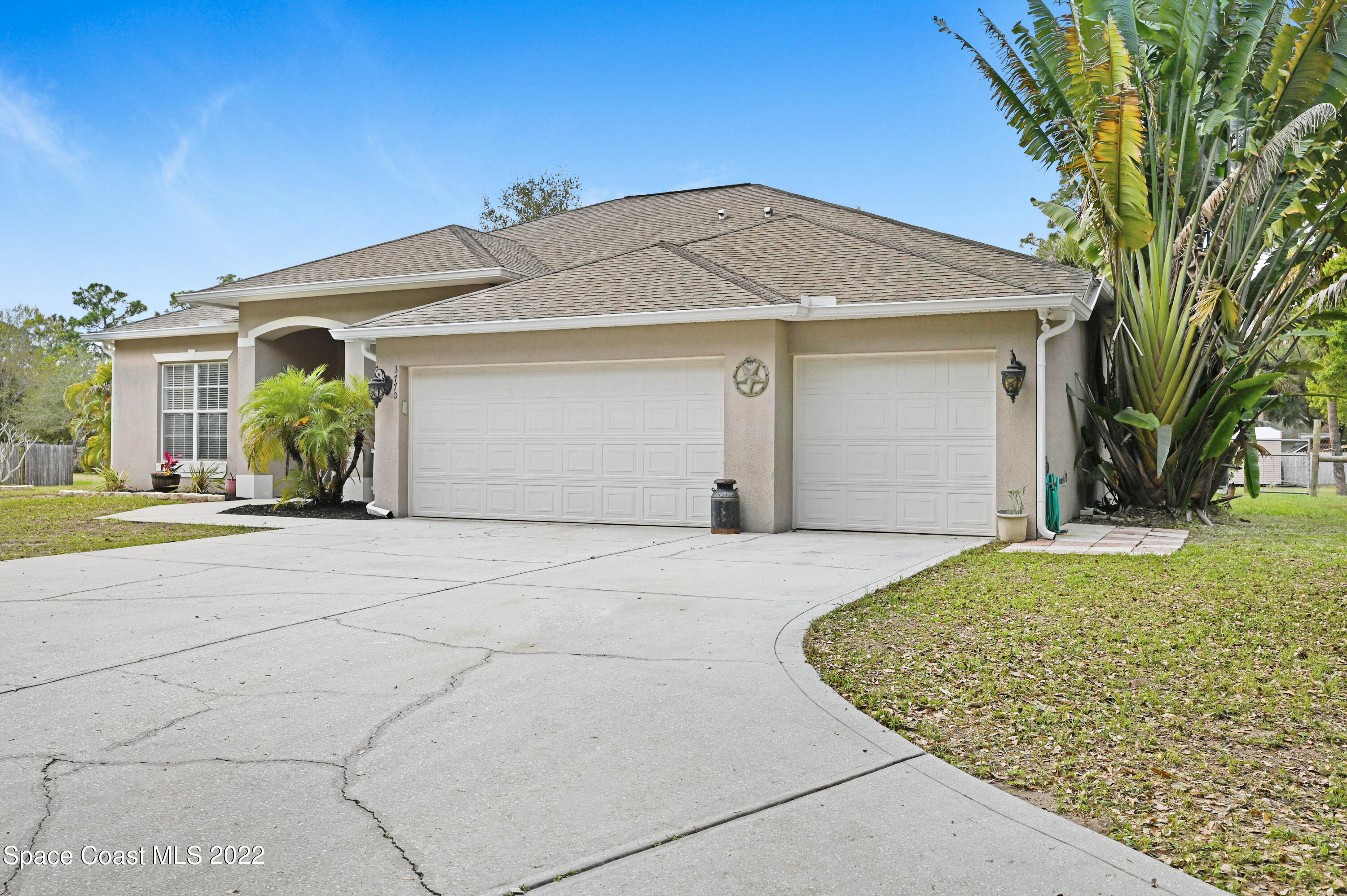 3770 Burton Road Malabar, FL 32950 - Photo 2 of 36 DSC_2830