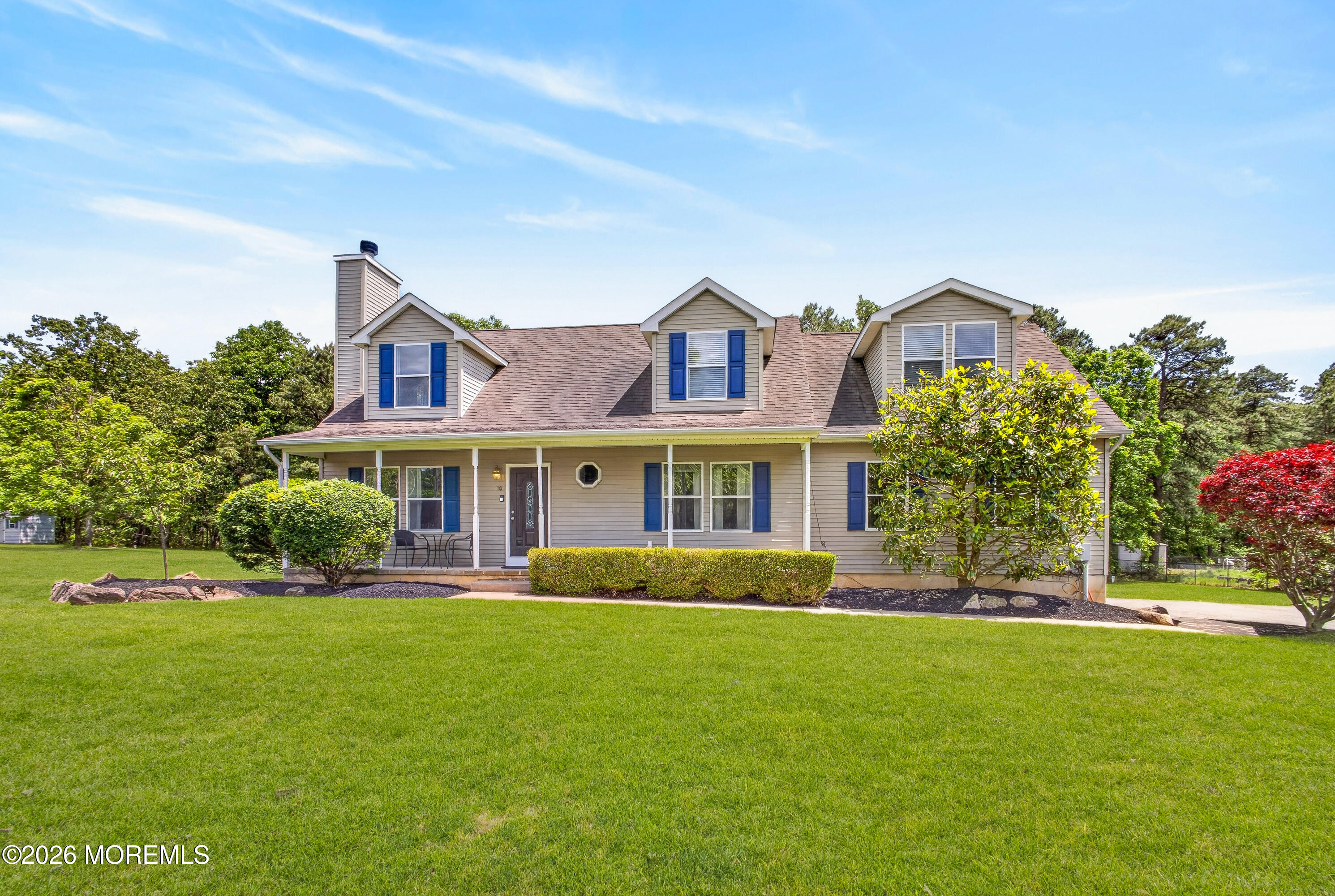 10 Country Rd001