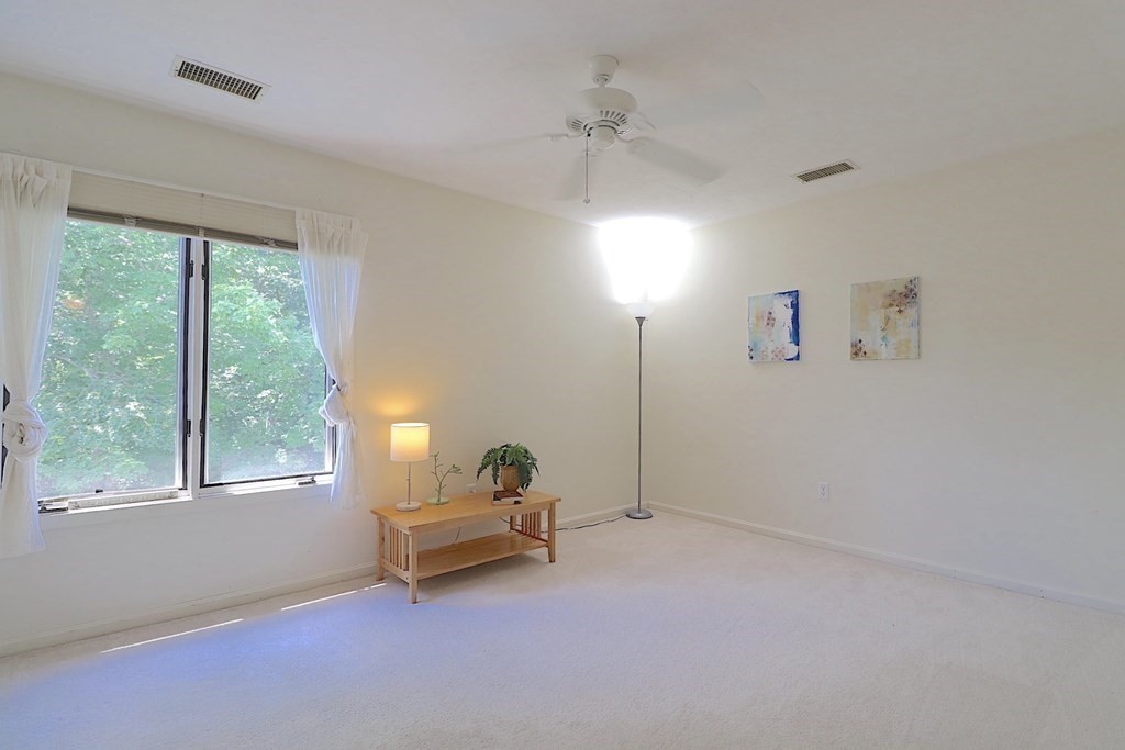 330 Sunderland Road, Unit 54 Worcester, MA 01604 - Photo 8 of 19 Gallery Image 8