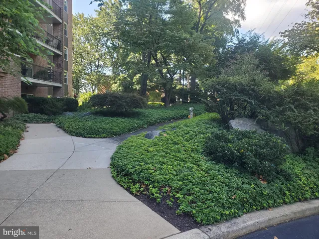 $1,600 | 1375 Pershing Boulevard, Unit 810, Reading, PA 19607