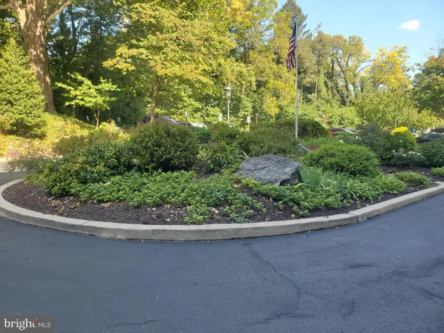 $1,600 | 1375 Pershing Boulevard, Unit 810, Reading, PA 19607