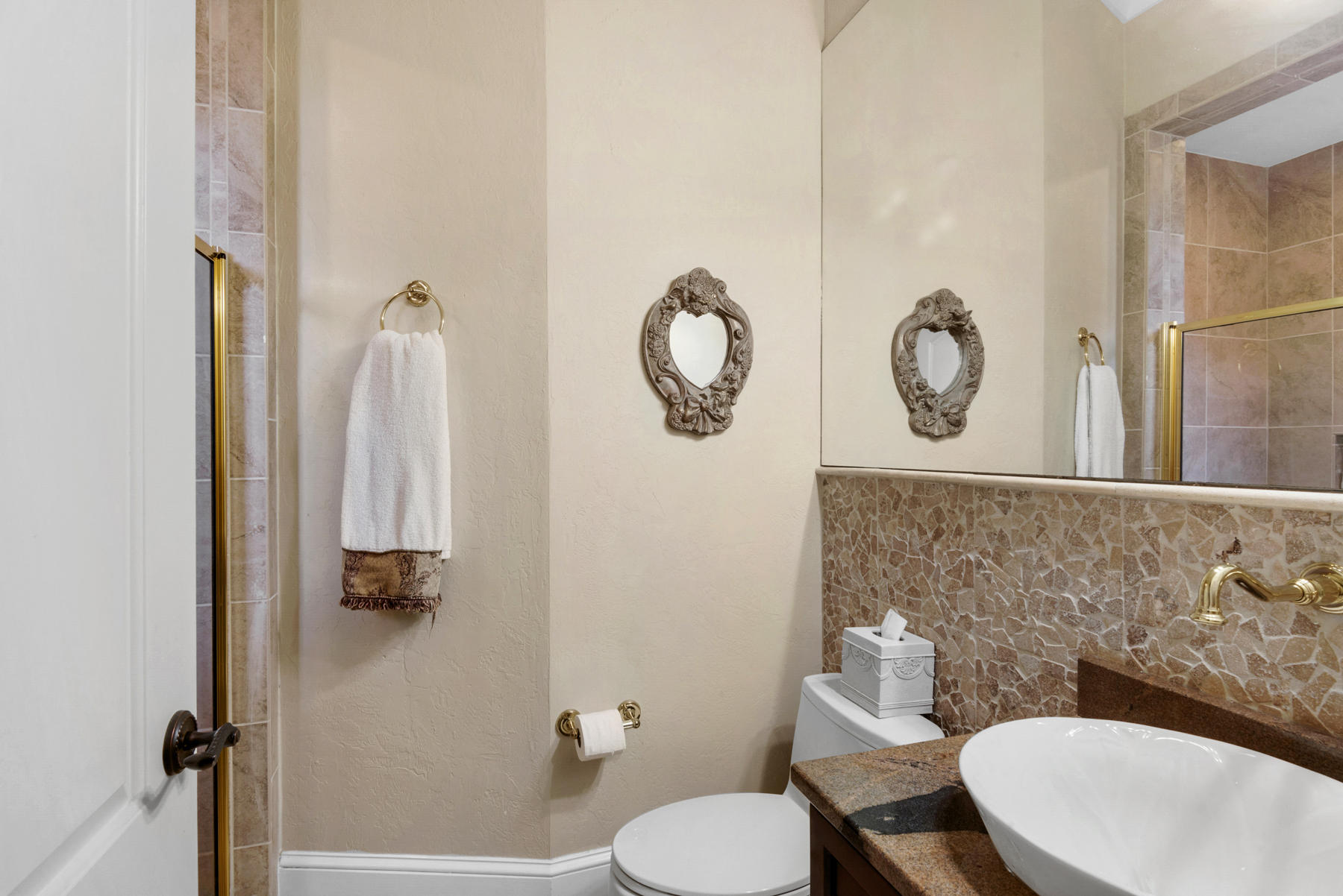 1239 Driftwood Point Road Santa Rosa Beach, FL 32459 - Photo 43 of 66 a bathroom with a toilet a sink and a mirror
