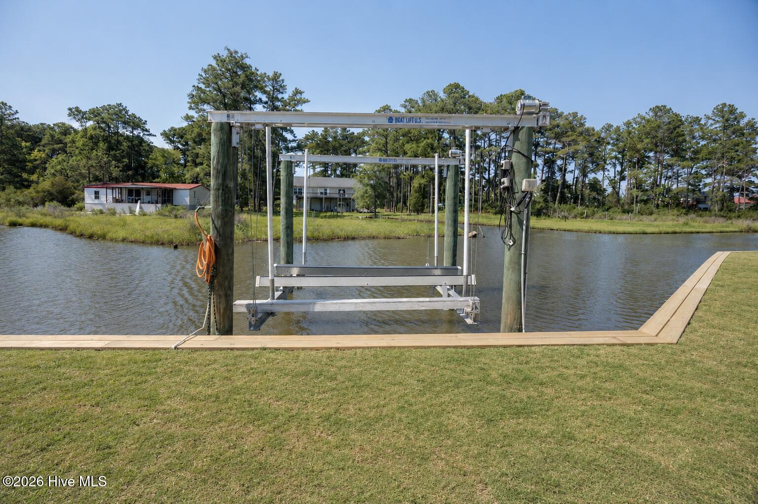 29 Point Avenue Belhaven, NC 27810 - Photo 30 of 34 Boat Lift
