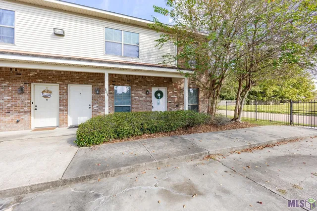$126,500 | 808 Meadow Bend Drive, Unit F, Baton Rouge, LA 70820