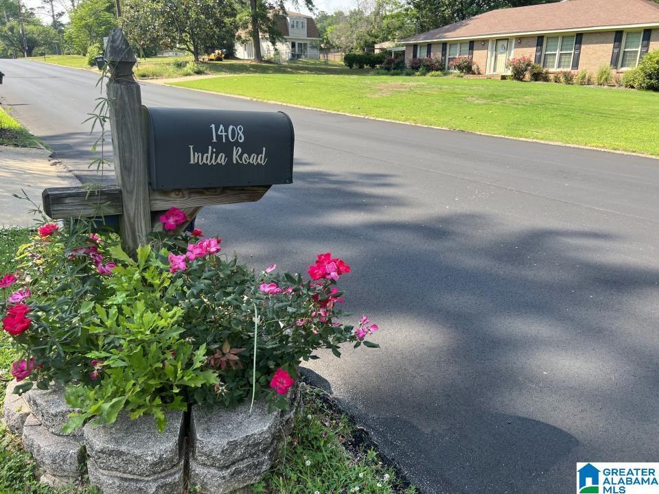 1408 India Road Opelika, AL 36801 - Photo 2 of 30