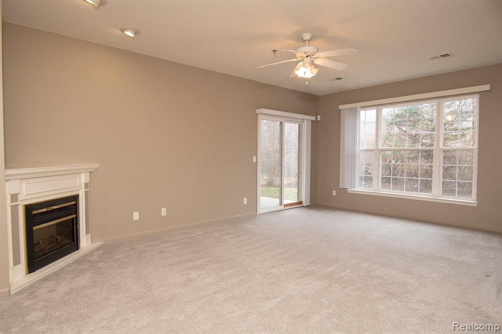 1746 Deepwood Circle, Unit 82 Rochester, MI 48307 - Photo 6 of 20