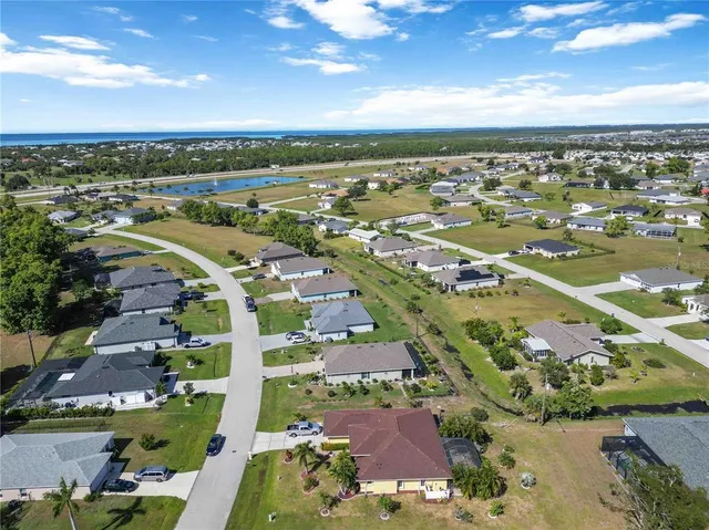 $400,000 | 25266 Estrada Circle, Punta Gorda, FL 33955