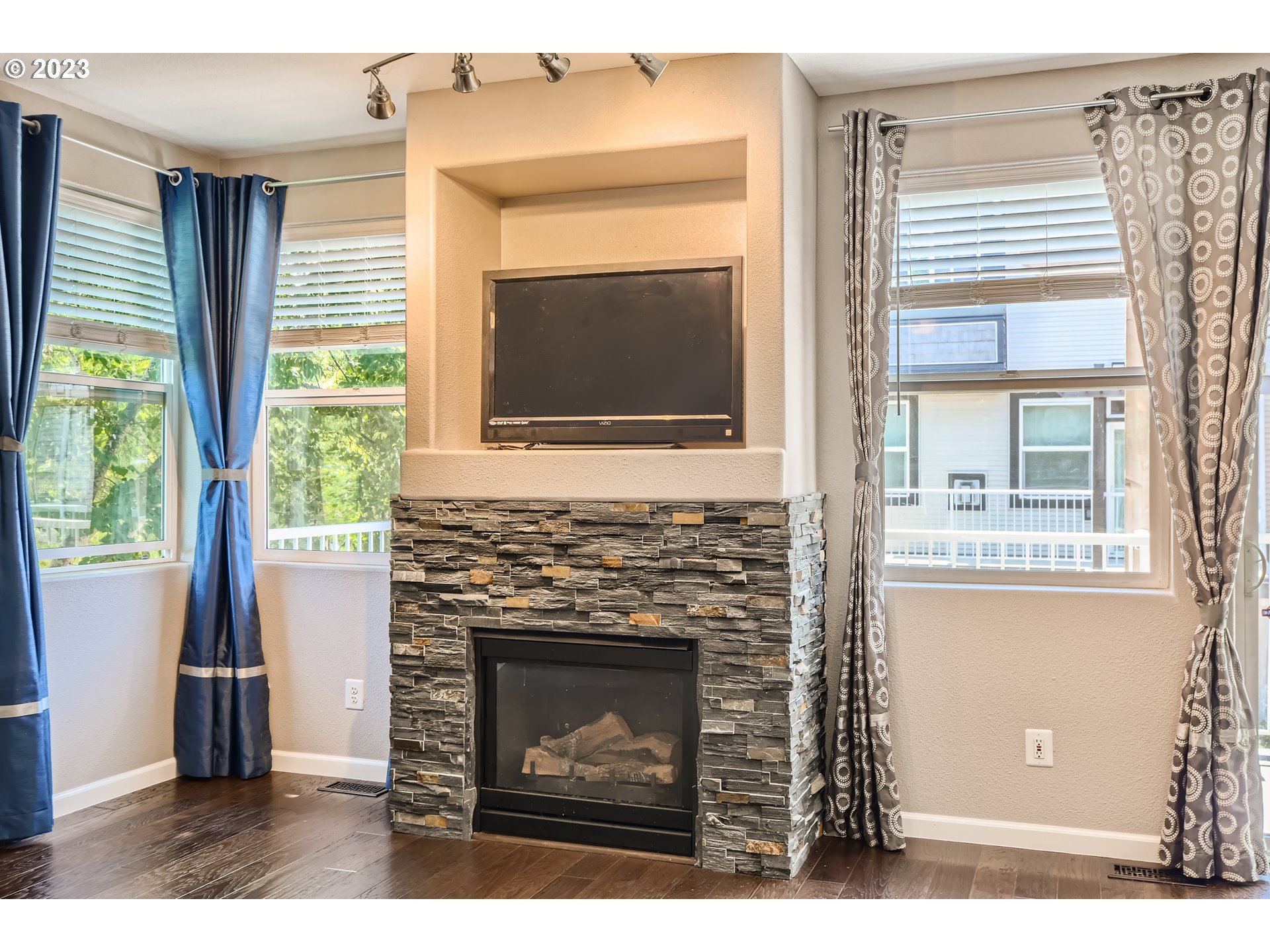 13870 Southwest Scholls Ferry Road, Unit 105 Beaverton, OR 97007 - Photo 26 of 43 Gallery Image 26
