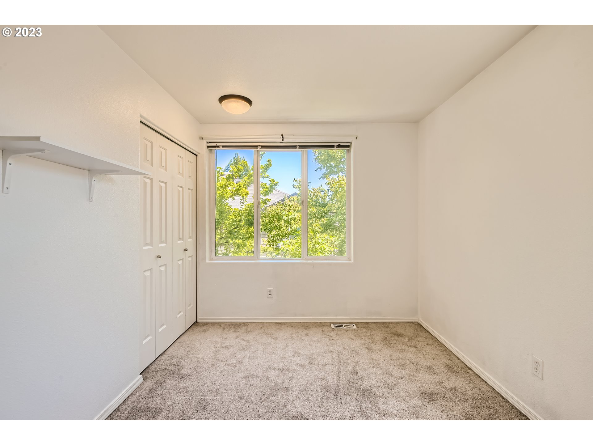 13870 Southwest Scholls Ferry Road, Unit 105 Beaverton, OR 97007 - Photo 36 of 43 Gallery Image 36