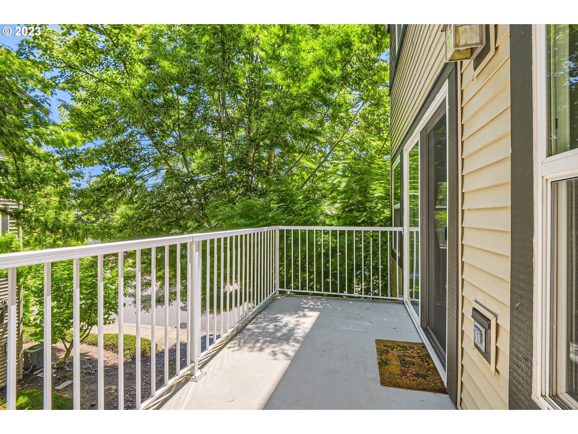 13870 Southwest Scholls Ferry Road, Unit 105 Beaverton, OR 97007 - Photo 42 of 43 Gallery Image 42