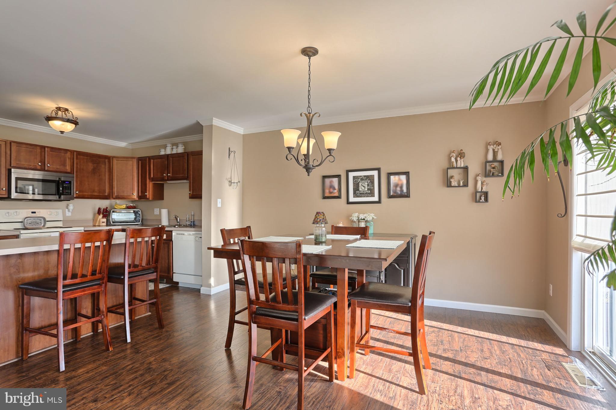 564 Fox Ridge Lane Lebanon, PA 17042 - Photo 10 of 37 Gallery Image 10