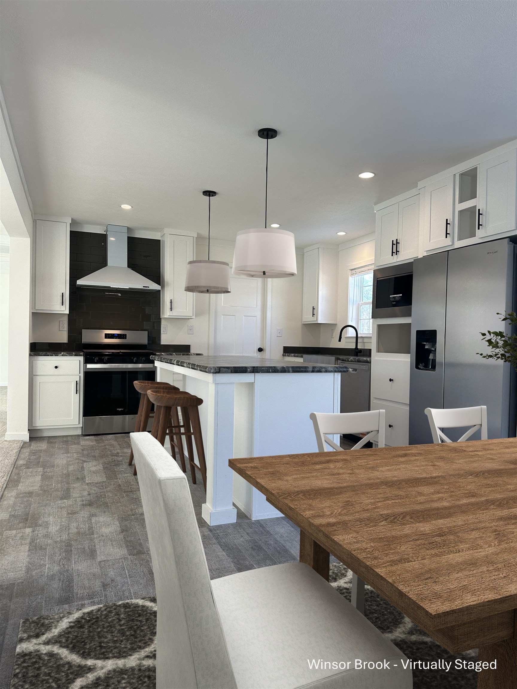 4 Gallo Way Litchfield, NH 03052 - Photo 2 of 9