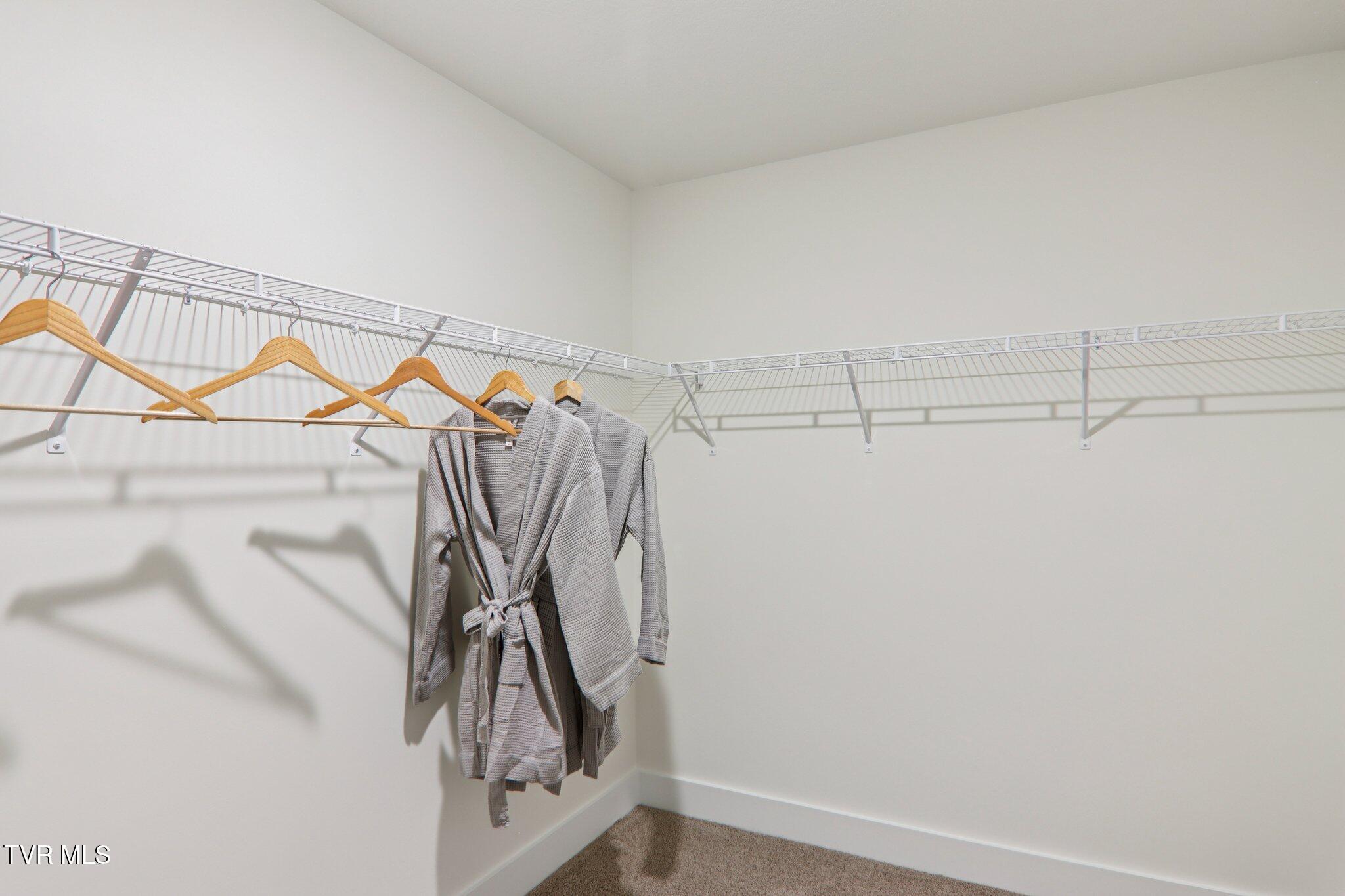 1071 Edison Road Johnson City, TN 37615 - Photo 33 of 45 37-web-or-mls-Chimney Vw Lp-S0511-037