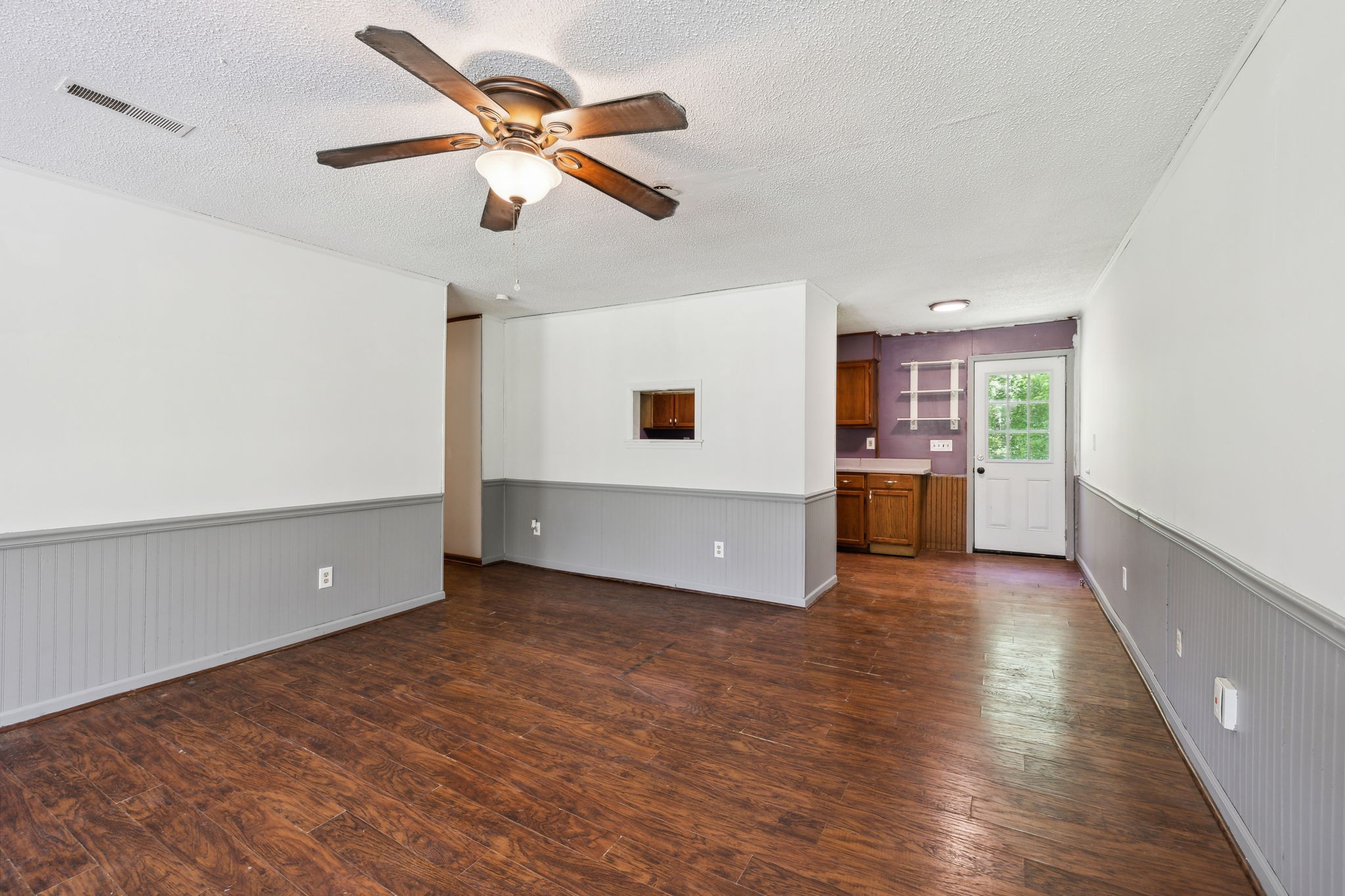 163 Longbranch Road Hohenwald, TN 38462 - Photo 3 of 26 Gallery Image 3