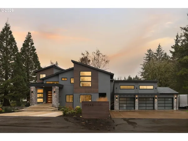 $1,925,000 | 19245 Southwest Heightsview Drive, Beaverton, OR 97007
